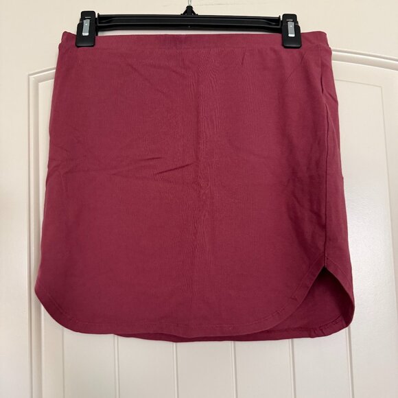 Skirt - Picture 1 of 4